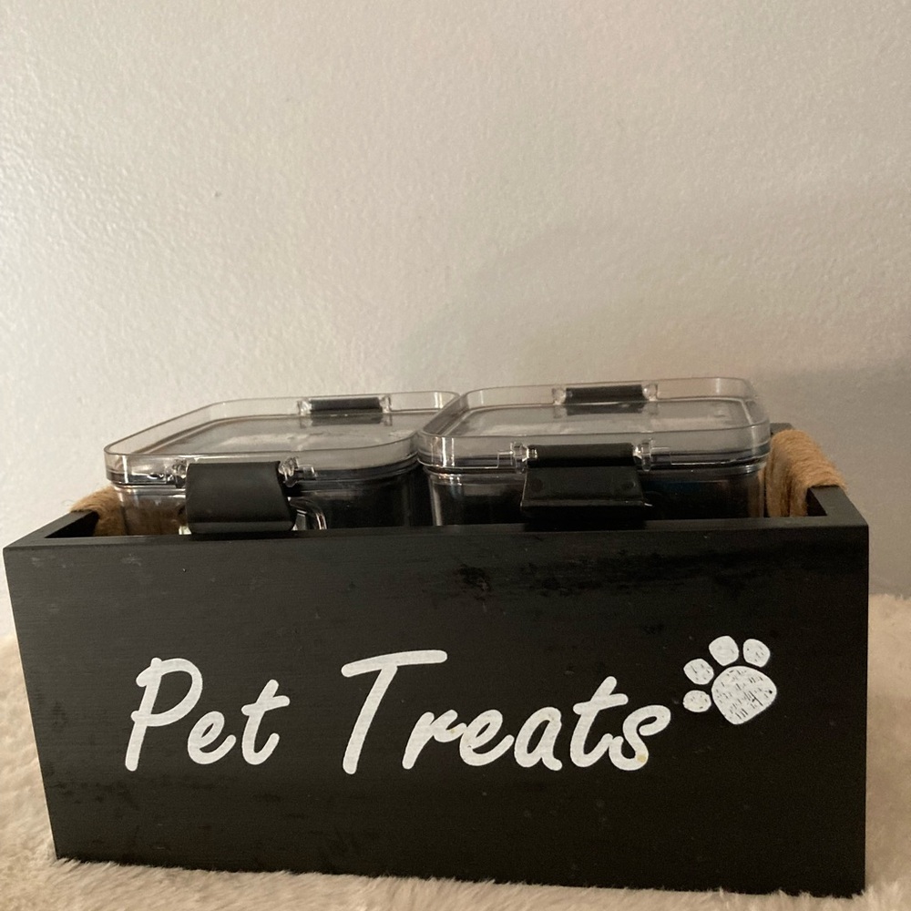 Black Pet Treats Storage Box w/(2) 32oz Containers